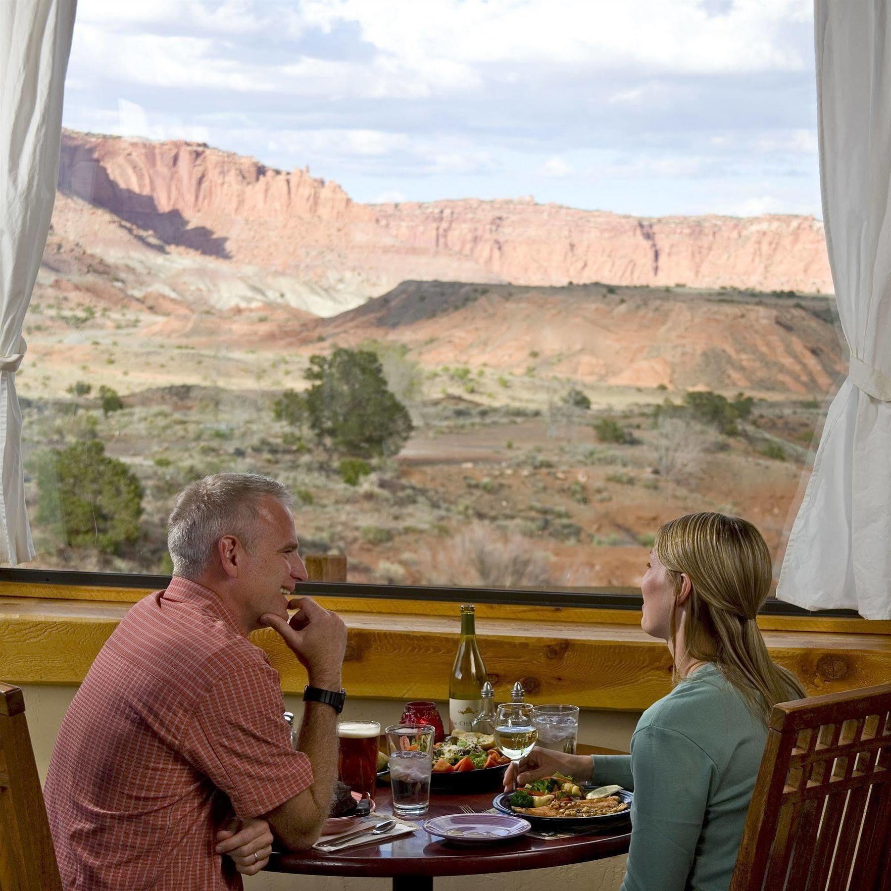 The Rim Rock Inn Torrey Exterior foto
